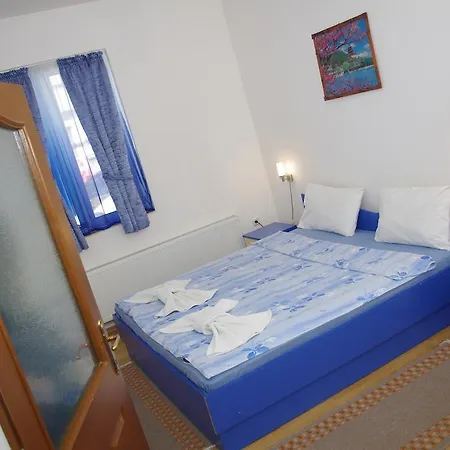 Hotel Edi